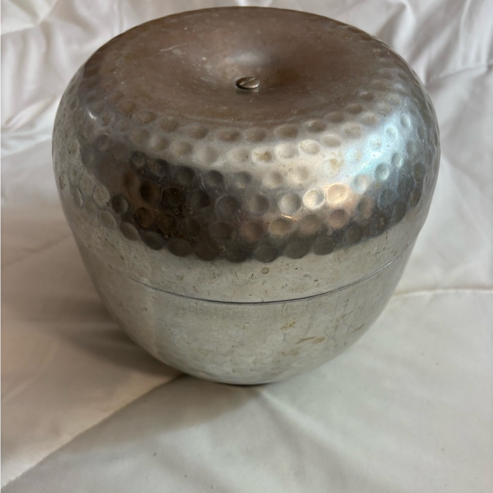 Vintage Retro MCM Hammered Aluminum Apple Shaped Bar Ice Bucket Cocktail Jar